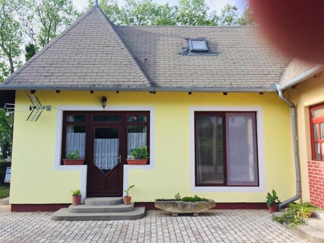 Erika Apartman Balatonberény Exterior foto